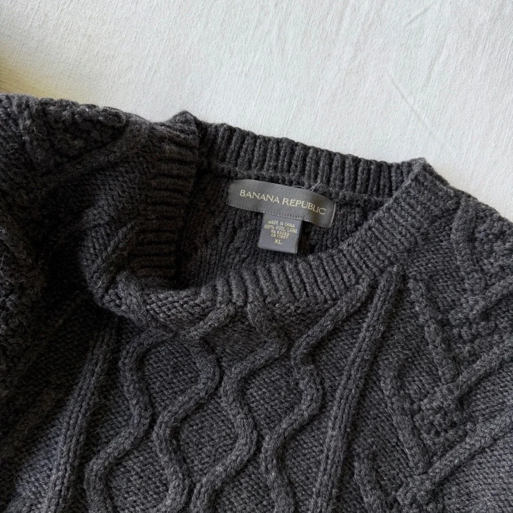90's Banana Republic Mens XL Black 100% Wool Cable Knit Crewneck‎ Sweater